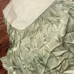 BELLA NOTTE TWIN BED SKIRT